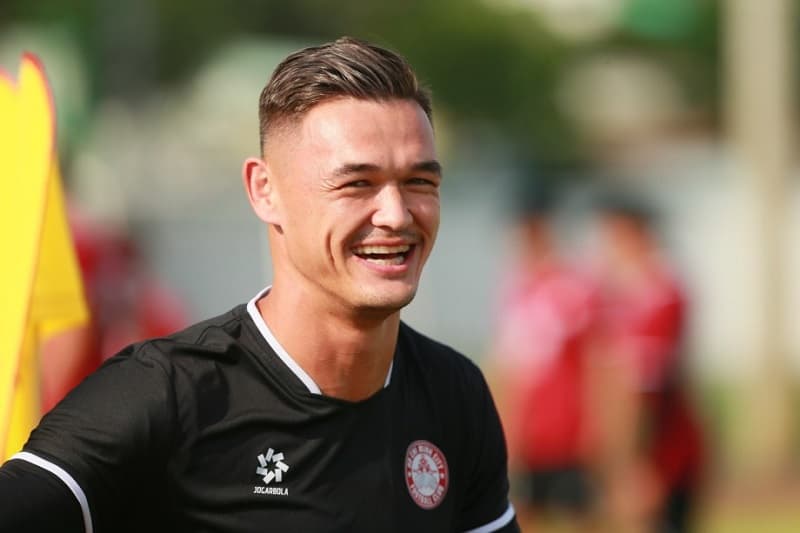 Chưa đáp ứng kỳ vọng, Gyokeres vẫn khiến Ian Wright trăn trở