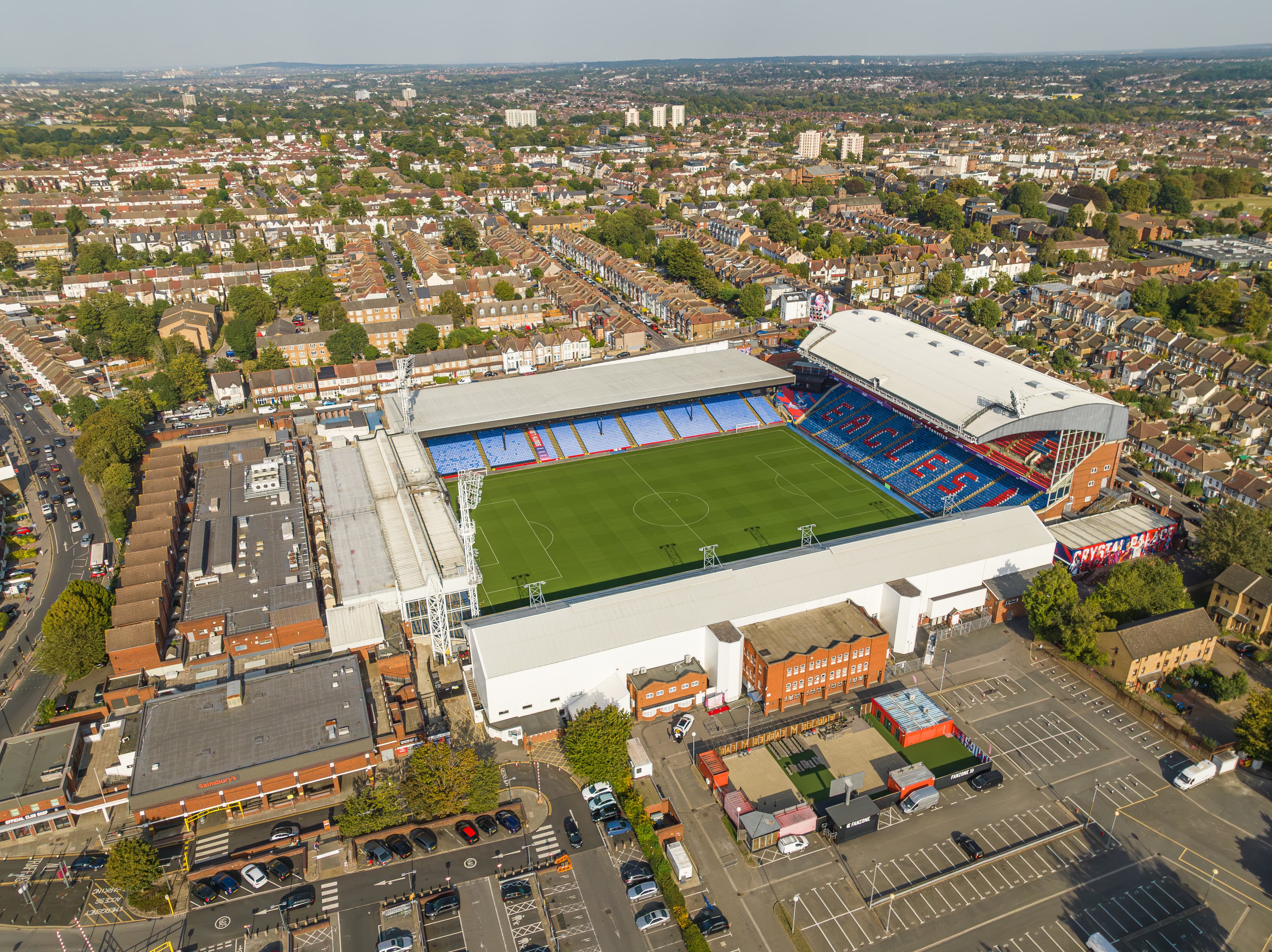 Crystal Palace vs West Ham 20/4: Giờ đá, đội hình dự kiến và kênh trực tiếp vòng 34 Ngoại Hạng Anh