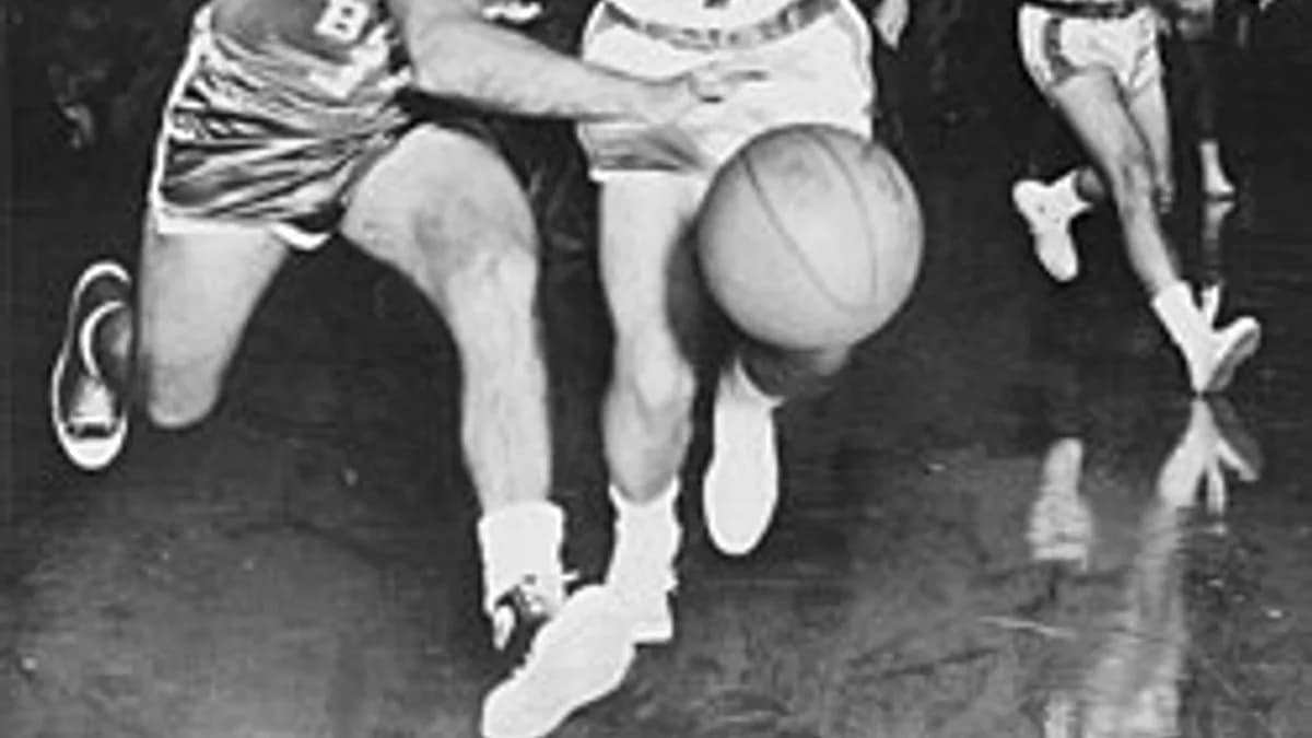 7 Con Số NBA Playoffs 2026: Wembanyama Phá Kỷ Lục 12 Blocks, Knicks Nghiền Nát 76ers 137-98 Game 1