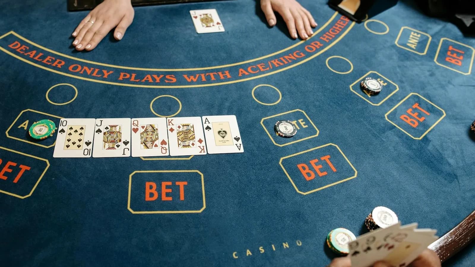 Tài xỉu có tốt không mobile 07/2026: đánh giá nhanh về link, đăng ký, thanh toán · Fun88