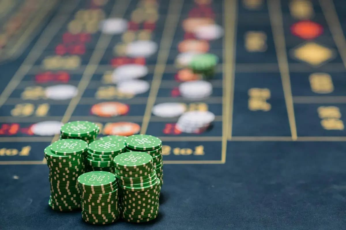 25× rollover explained — the actual math on a ₱20,000 welcome bonus