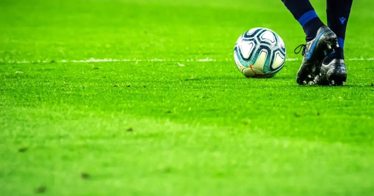 PPDA vs Pass Accuracy: 2 trục dữ liệu phân loại 12 mô hình chiến thuật V-League