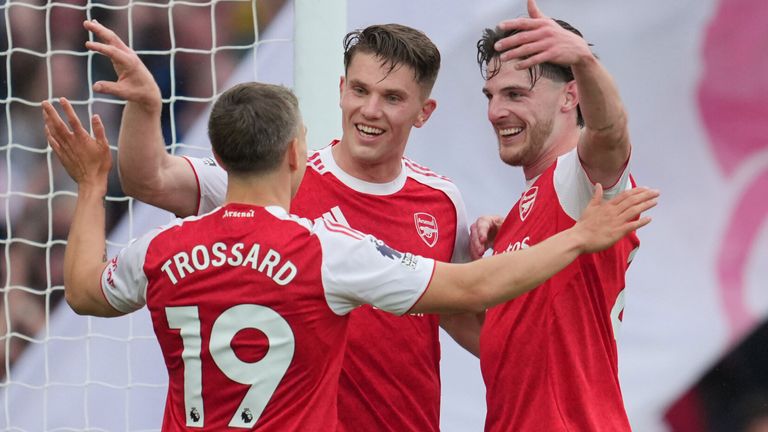 Bảng dữ liệu cuộc đua vô địch Premier League 2025/26 Arsenal vs Man City