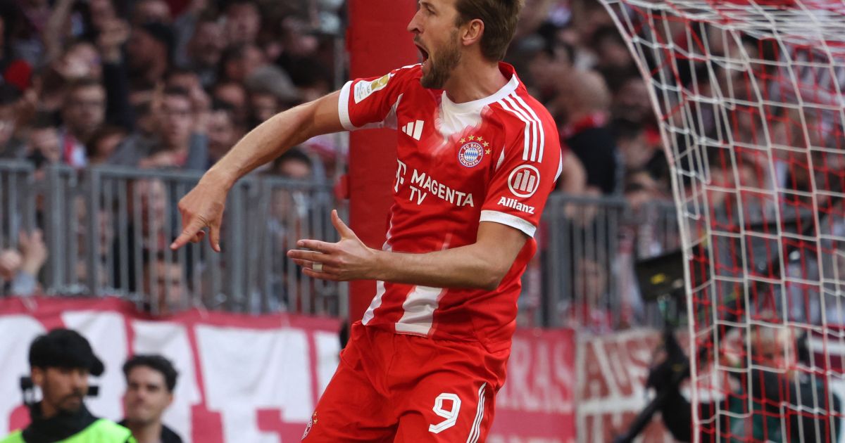 Harry Kane Bayern Munich vô địch Bundesliga 2025-26 - Harry Kane ăn mừng chức vô địch