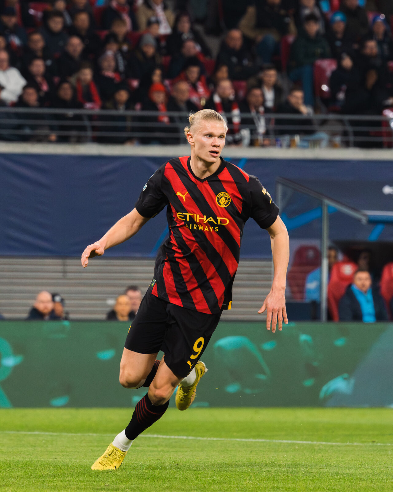 Lich thi dau bong da cuoi tuan 24 25 04 2026 Premier League Bundesliga La Liga AFC ACL