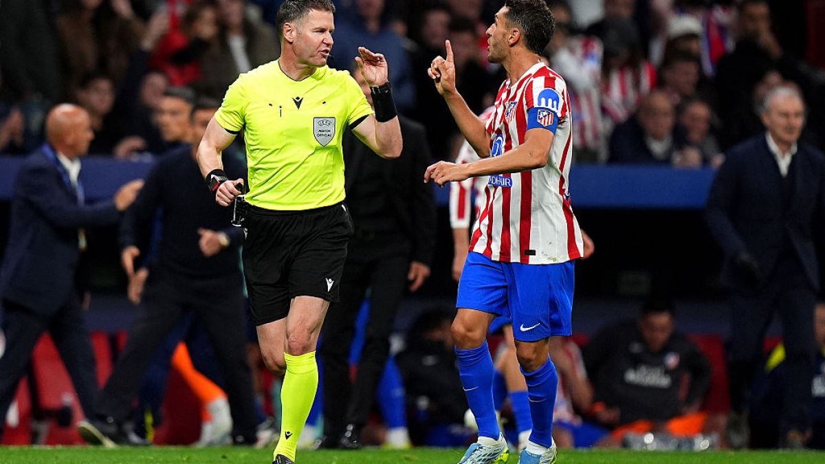 Diego Simeone Atletico Madrid 5-3-2 phong ngu Arsenal Champions League